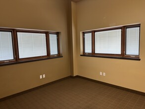 1668 Gleneagles Blvd, Billings, MT for rent Interior Photo- Image 1 of 10