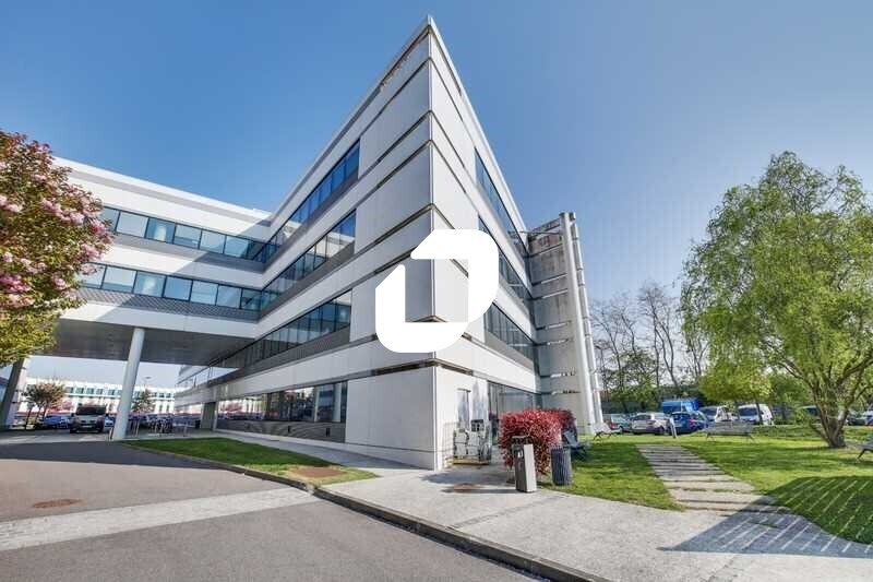 Office in Évry-Courcouronnes to rent Building Photo- Image 1 of 15