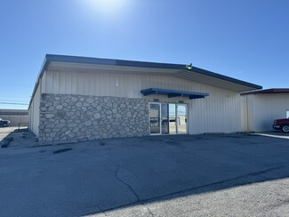 More details for 10826-10828 E Newton St, Tulsa, OK - Industrial for Rent