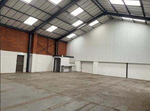 10 Station Rd, Wolverhampton to rent Interior Photo- Image 2 of 2