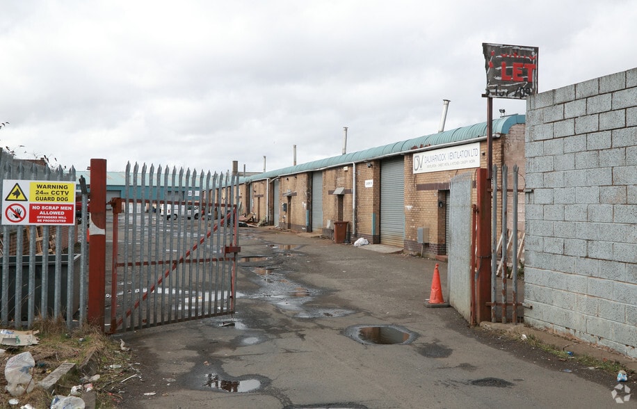 70 Strathclyde St, Glasgow for sale - Primary Photo - Image 1 of 1