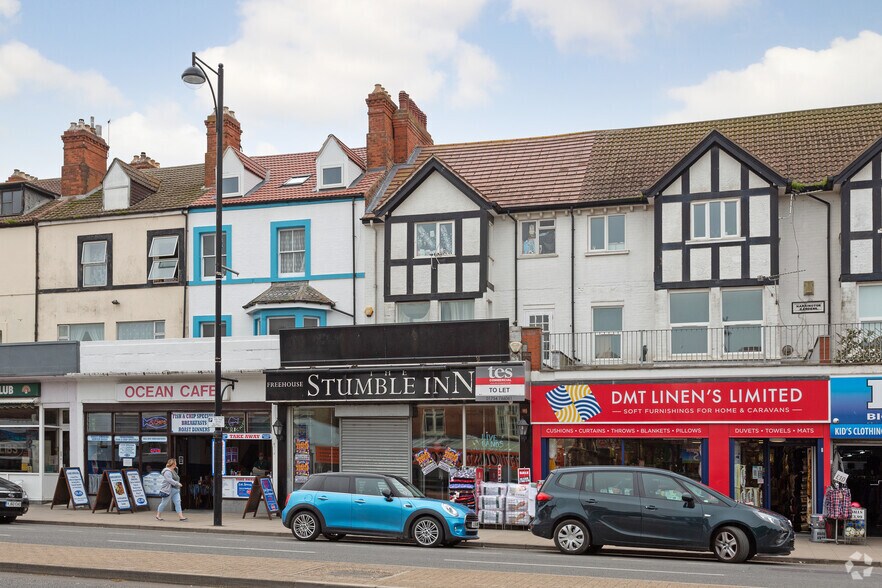 128-130 Lumley Rd, Skegness for sale - Primary Photo - Image 1 of 1
