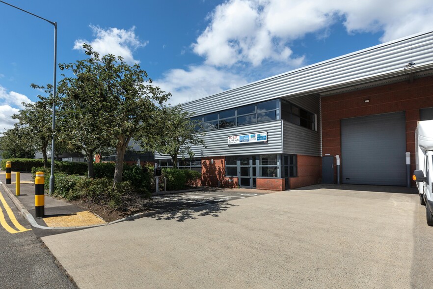 Abbey Rd, London to rent - Building Photo - Image 3 of 15