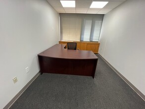 1 Main St, Eatontown, NJ for rent Interior Photo- Image 2 of 4