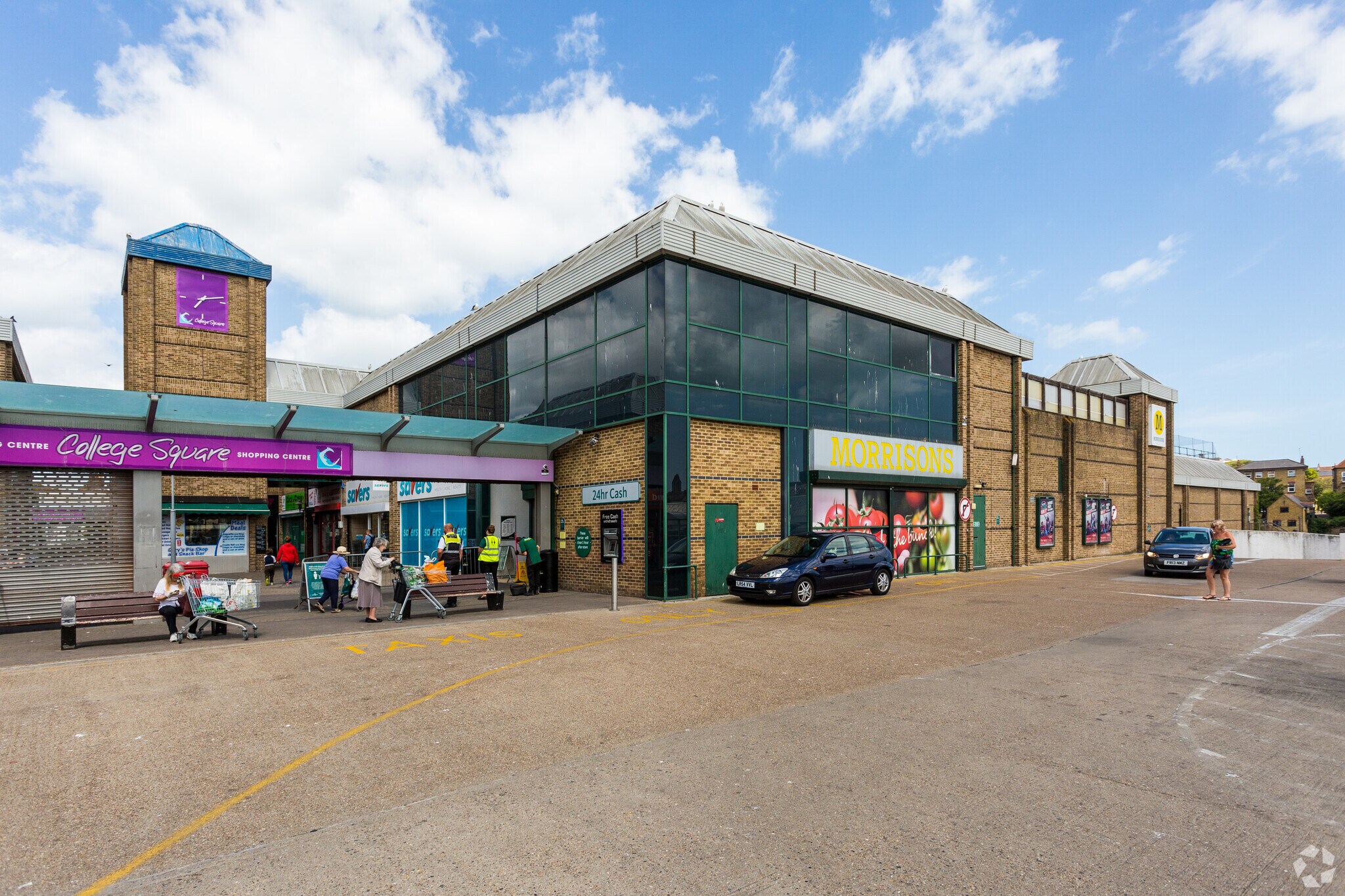 College Walk, Margate for sale Primary Photo- Image 1 of 1