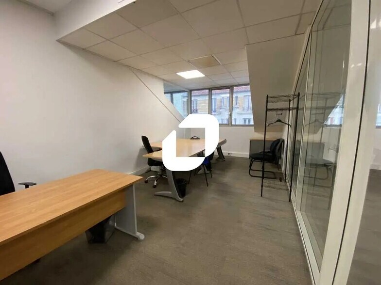 Office in Saint-Ouen-sur-Seine to rent - Interior Photo - Image 3 of 22