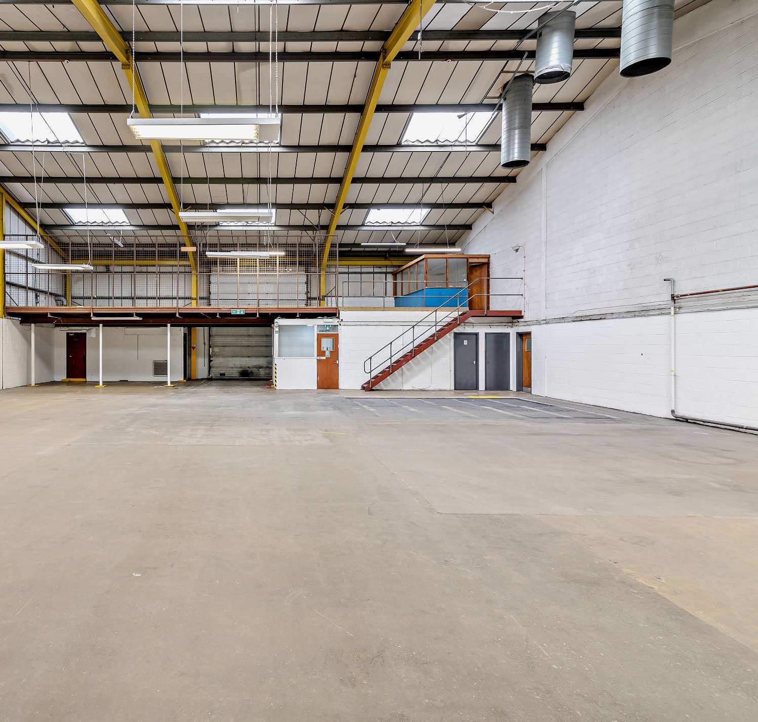 1-4 Durban Park, Bognor Regis to rent Interior Photo- Image 1 of 2