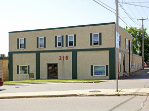 216 E Main St E, Albert Lea, MN for rent Building Photo- Image 1 of 12