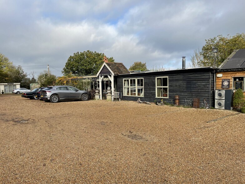 Sissinghurst Rd, Biddenden for rent - Primary Photo - Image 1 of 3