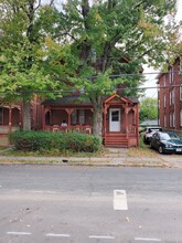 108 Babcock St, Hartford, CT for sale Primary Photo- Image 1 of 4