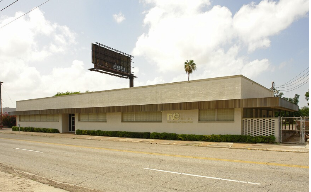 710-724 Buffalo St, Corpus Christi, TX for rent Building Photo- Image 1 of 3