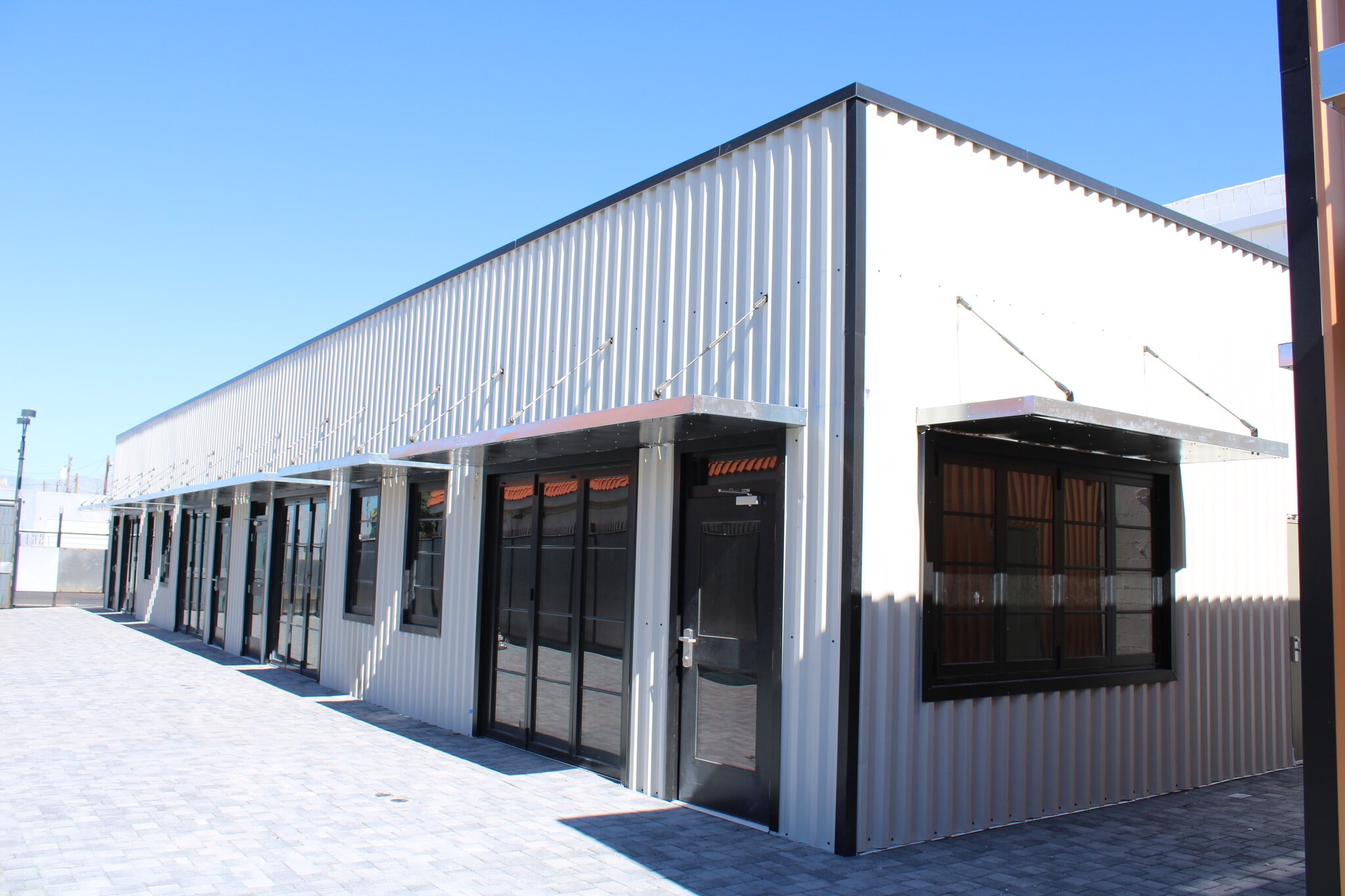 1561 Commerce st, Las Vegas, NV to rent Building Photo- Image 1 of 7