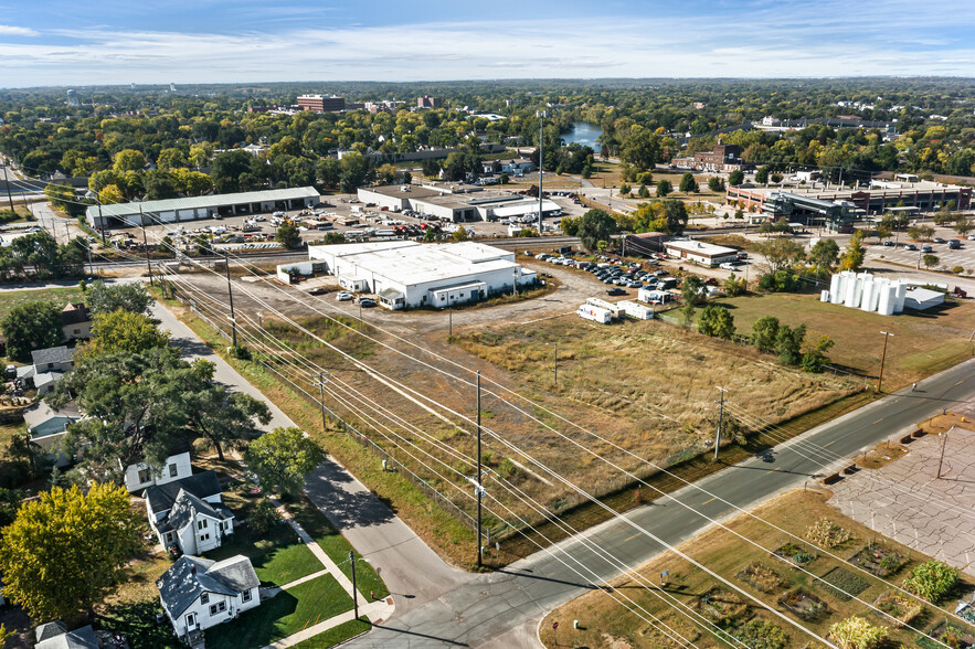 2707 6th Ave, Anoka, MN for sale - Building Photo - Image 2 of 14