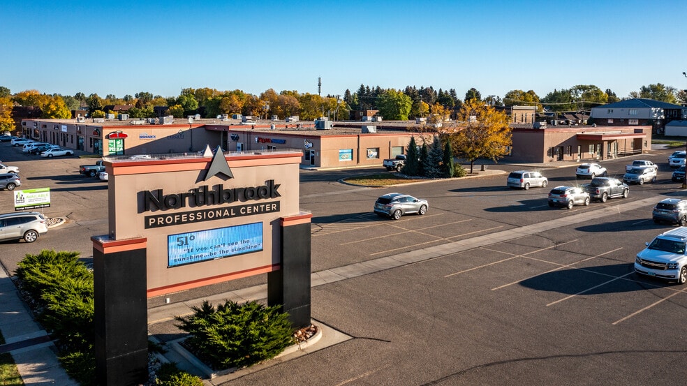 1929 N Washington St, Bismarck, ND for rent - Building Photo - Image 3 of 16