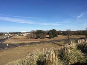 1300 Shannon Rd, Sulphur Springs, TX for sale Primary Photo- Image 1 of 7