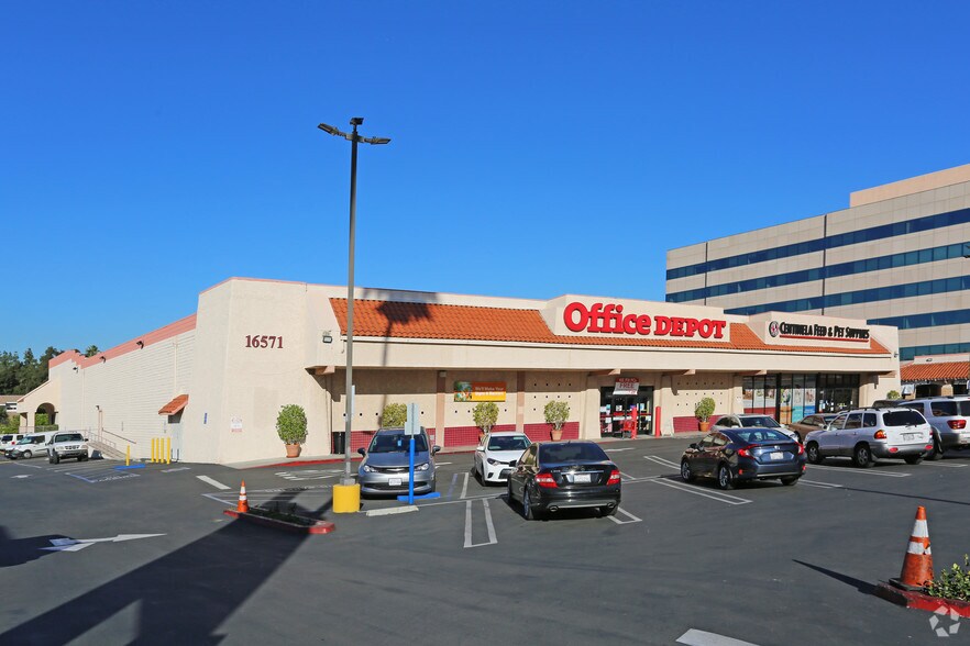 1654516575 Ventura Blvd, Encino 91436