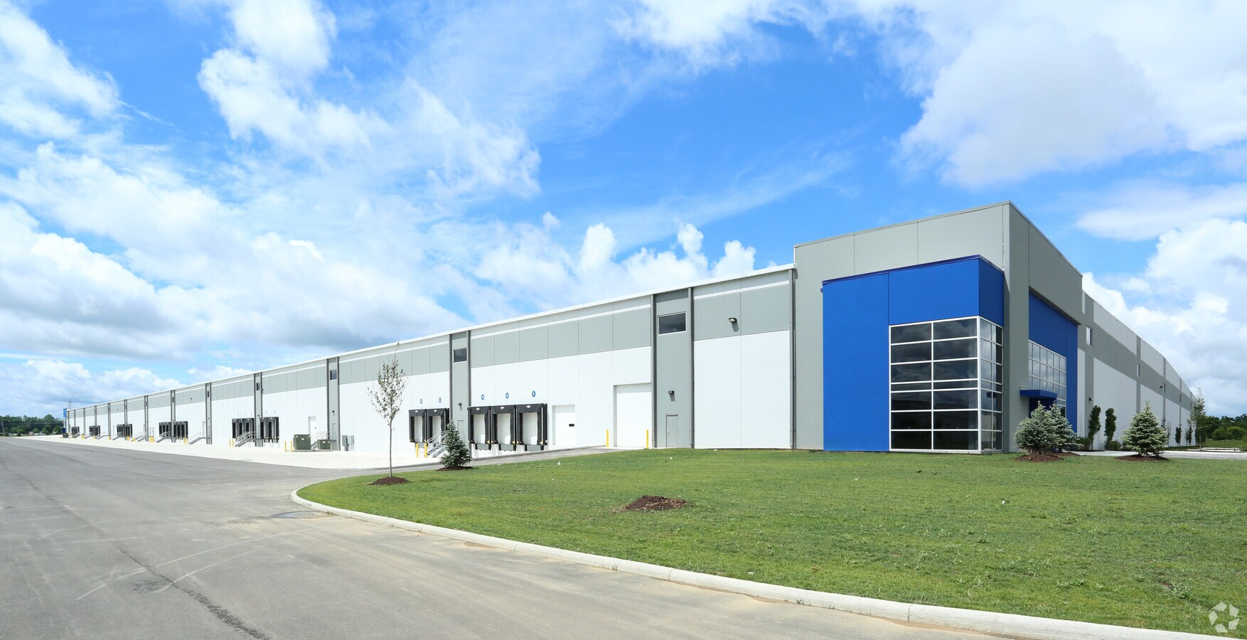 2450 Creekside Pky, Lockbourne 43137 UK