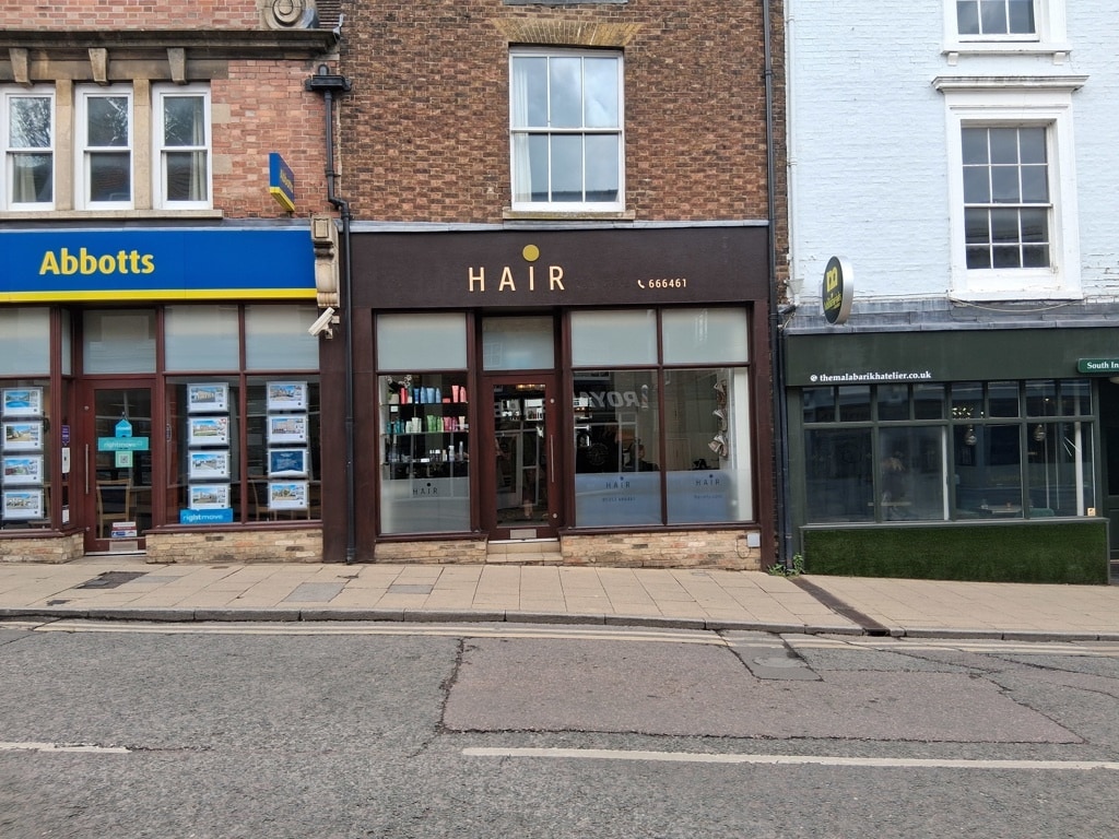 9 Fore Hl, Ely to rent Building Photo- Image 1 of 2