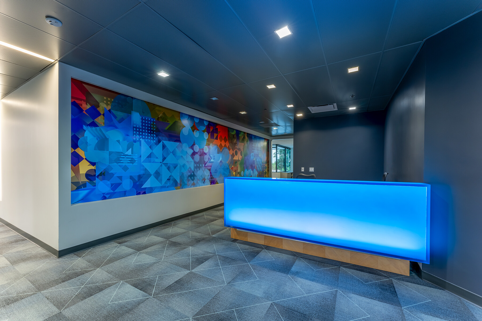 5963 La Place Ct, Carlsbad, CA to rent Interior Photo- Image 1 of 18