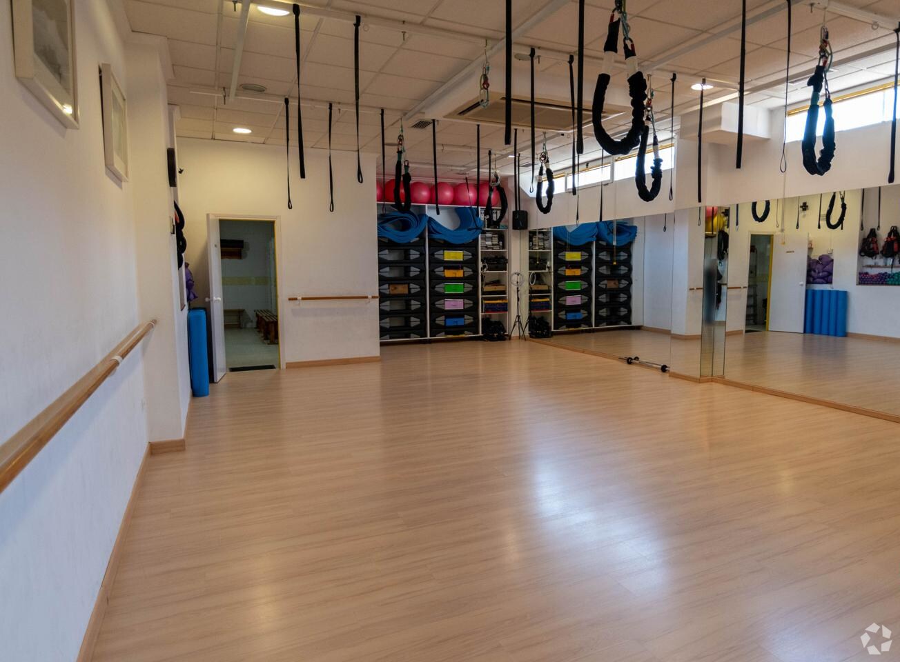 Build-to-Rent in Cuenca, Cuenca for sale Interior Photo- Image 1 of 2