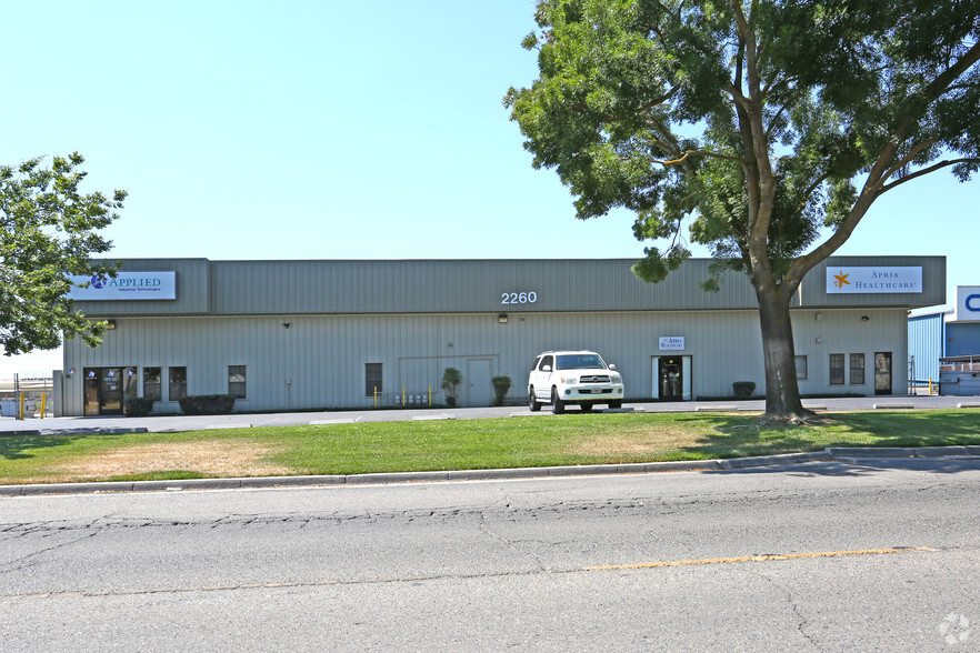 2260 Cooper Ave, Merced, CA for rent - Building Photo - Image 3 of 33