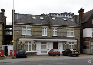 102-104 Park Ln, Croydon for rent Primary Photo- Image 1 of 4