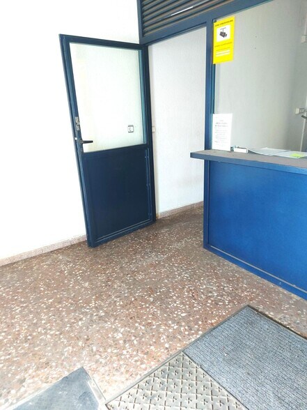 Retail in Molina de Segura, Murcia for sale - Lobby - Image 2 of 9