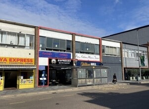 166-168 Marlowes, Hemel Hempstead to rent Building Photo- Image 1 of 1