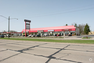 More details for 8025-8055 N 76th St, Milwaukee, WI - Retail for Rent