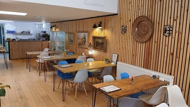 Captain Cooks Close, Loftus to rent Interior Photo- Image 2 of 5