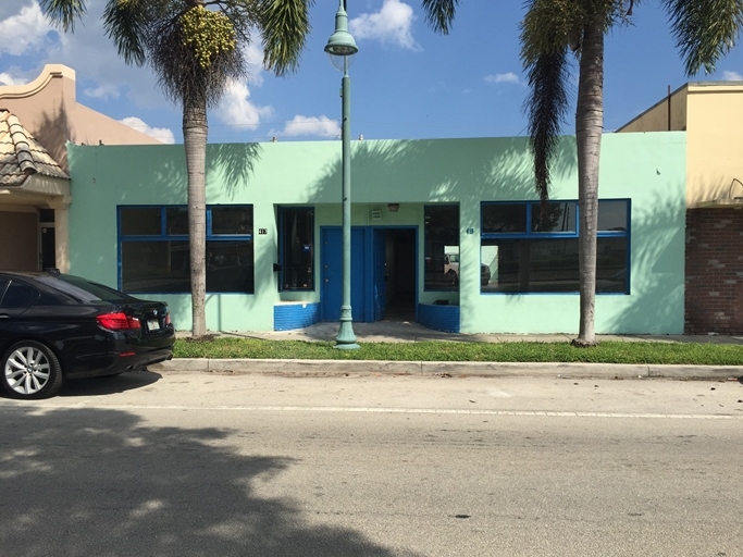 417-419 S 21st Ave, Hollywood, FL for rent - Primary Photo - Image 1 of 9