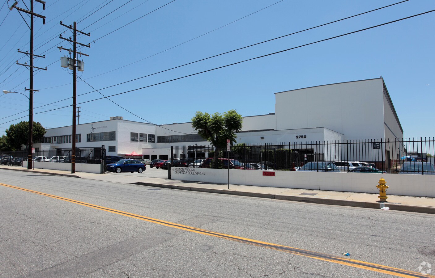 2750 Fruitland Ave, Vernon 90058 UK