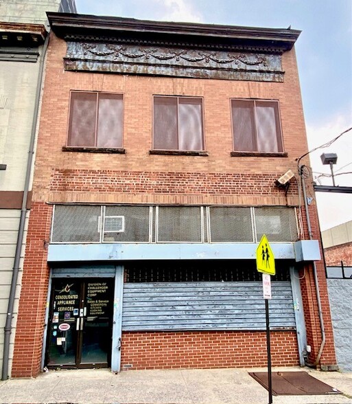 52 S 3rd Ave, Mount Vernon, NY for rent - Building Photo - Image 1 of 7