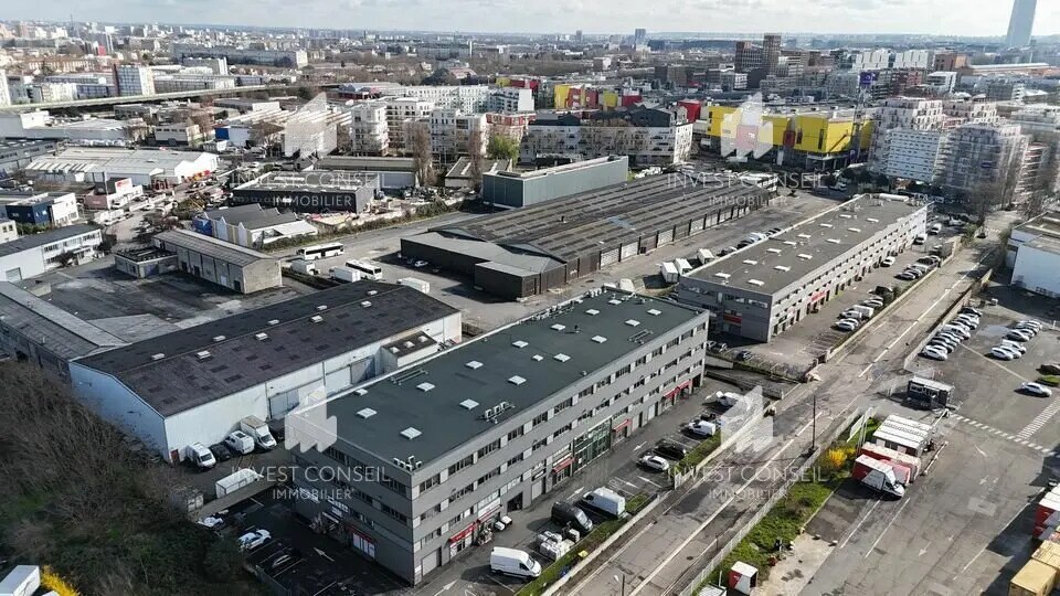 Light Industrial in Villeneuve-la-Garenne to rent - Building Photo - Image 2 of 5