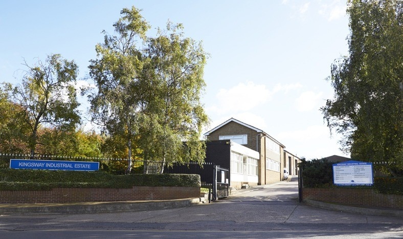 Kingsway, Luton for sale - Building Photo - Image 3 of 5