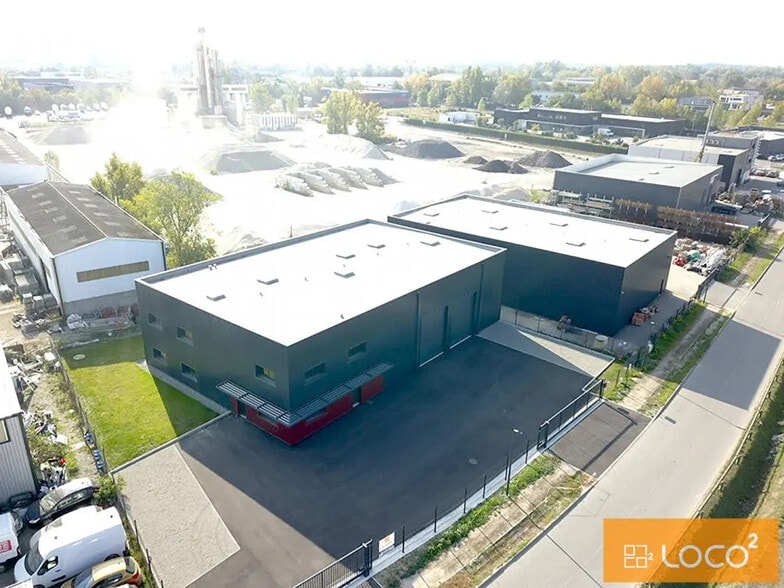 8 Rue Ecopole, Villeneuve-Tolosane to rent - Aerial - Image 3 of 10