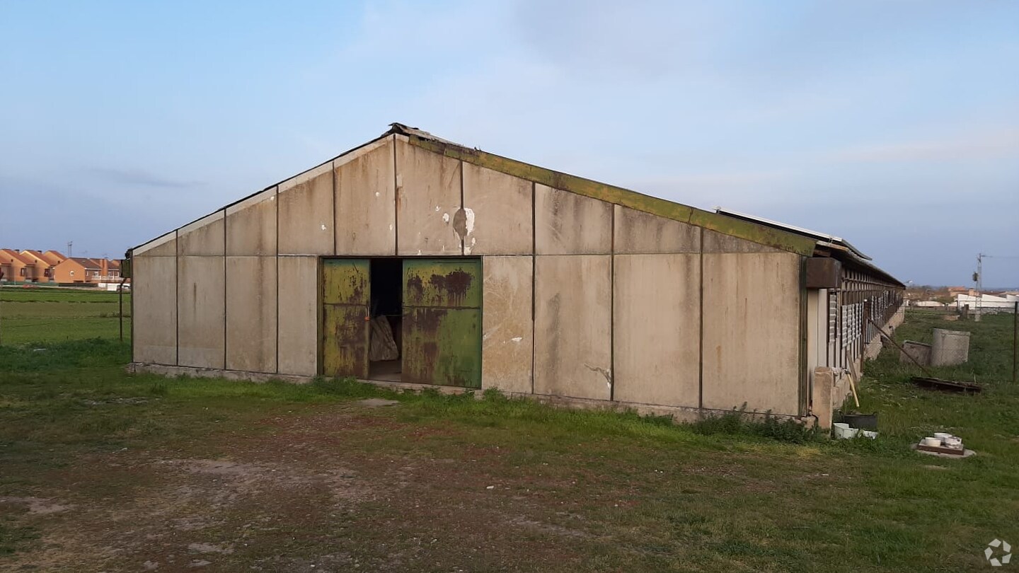 Avenida Doctor Fleming, 52, Yuncos, Toledo to rent Primary Photo- Image 1 of 10