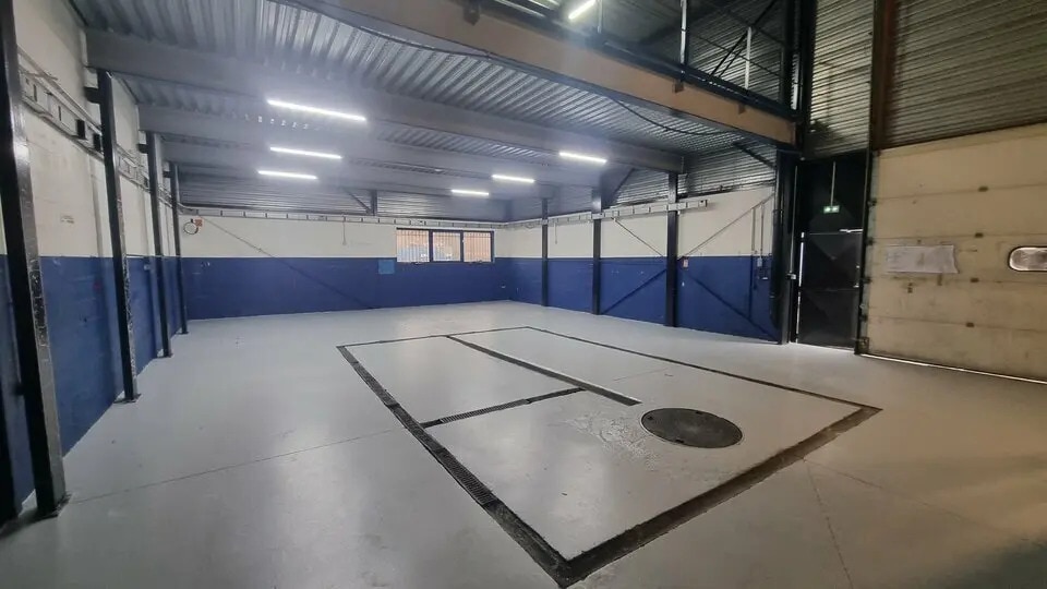 29 Rue François De Tessan, Ozoir-la-Ferrière to rent - Interior Photo - Image 2 of 32