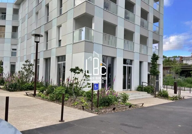 Location Bureaux 116 m²