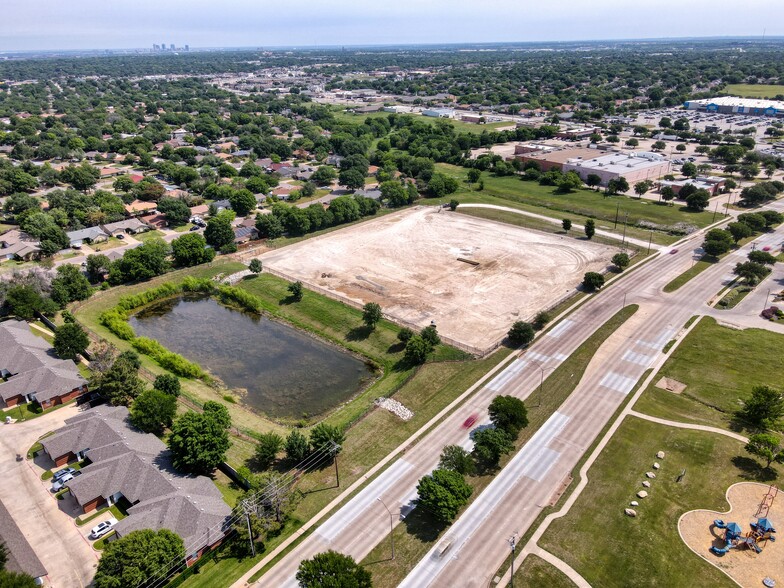 3620 Sycamore School rd, Fort Worth, TX for sale - Aerial - Image 3 of 7