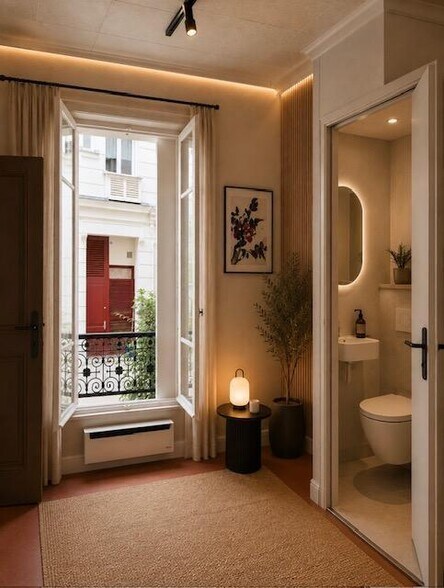 Office in Paris for sale - Building Photo - Image 1 of 4