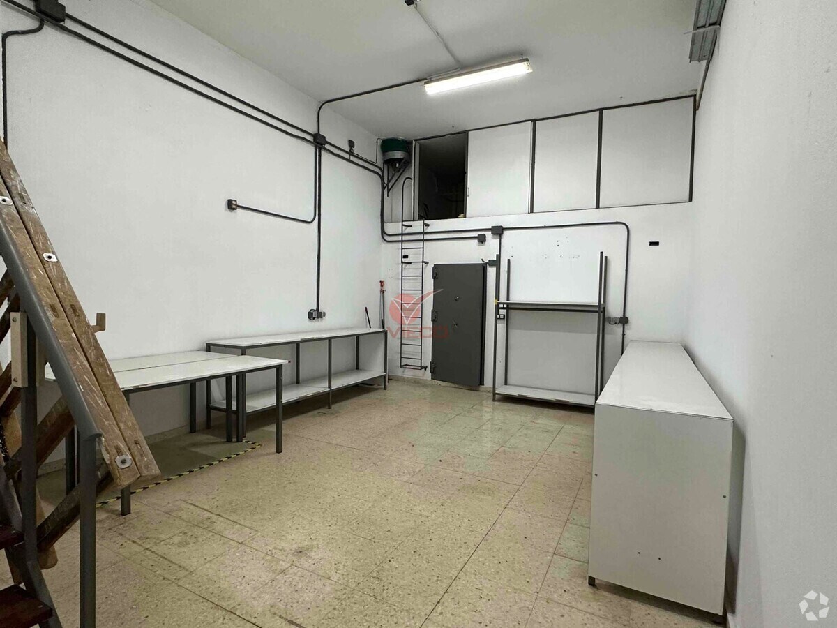 Cuenca, CUE 16004 -  -  - Interior Photo - Image 2 of 10