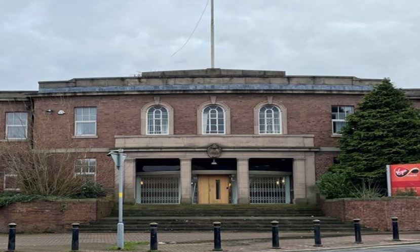 2-8 Frenchwood Av, Preston for sale - Primary Photo - Image 1 of 1