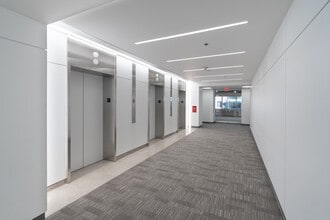 4401 N Fairfax Dr, Arlington, VA to rent Interior Photo- Image 2 of 3