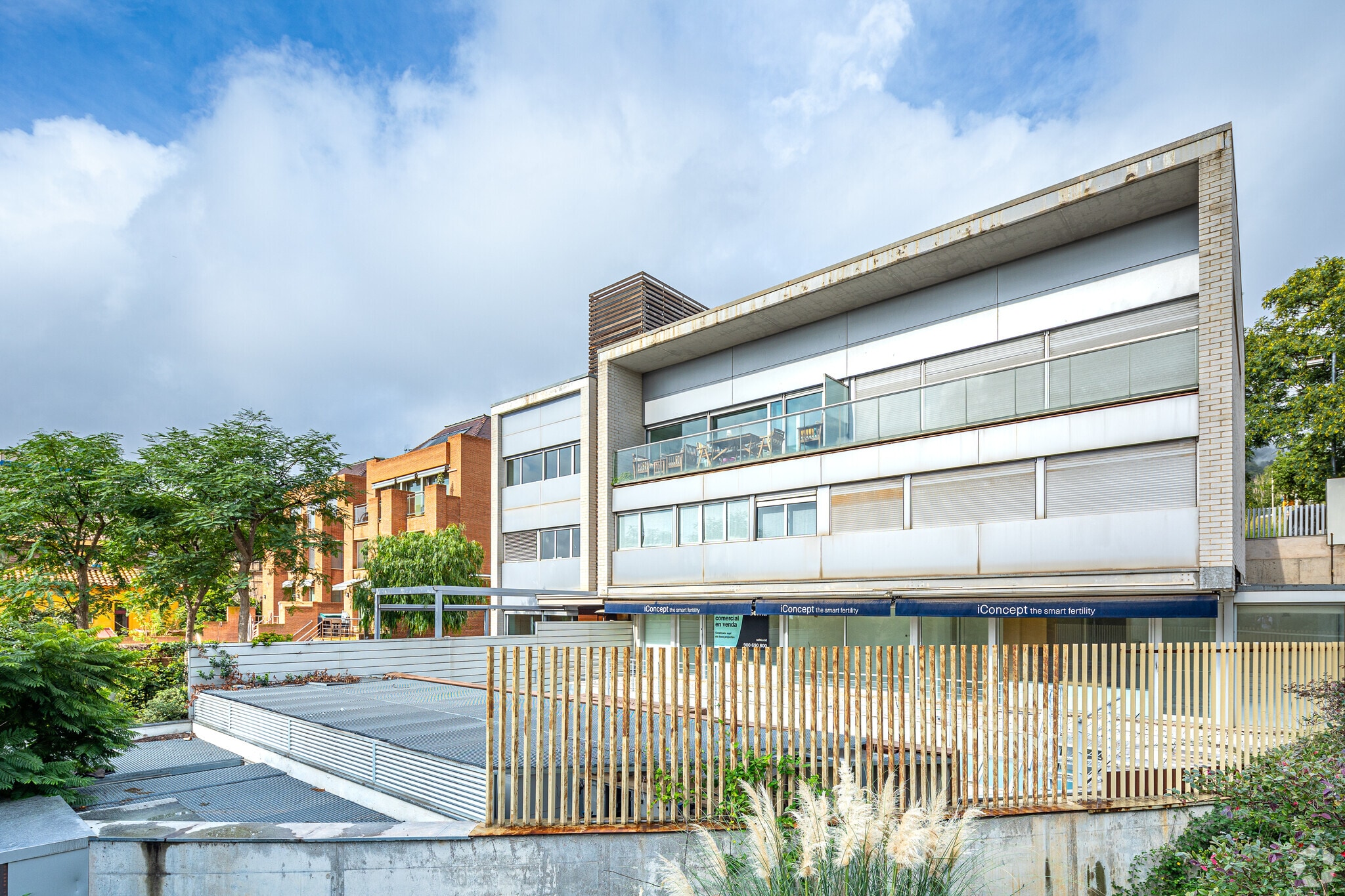 Build-to-Rent in Barcelona, Barcelona for sale Primary Photo- Image 1 of 3