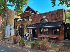 9 Station Appr, Richmond to rent Building Photo- Image 1 of 5