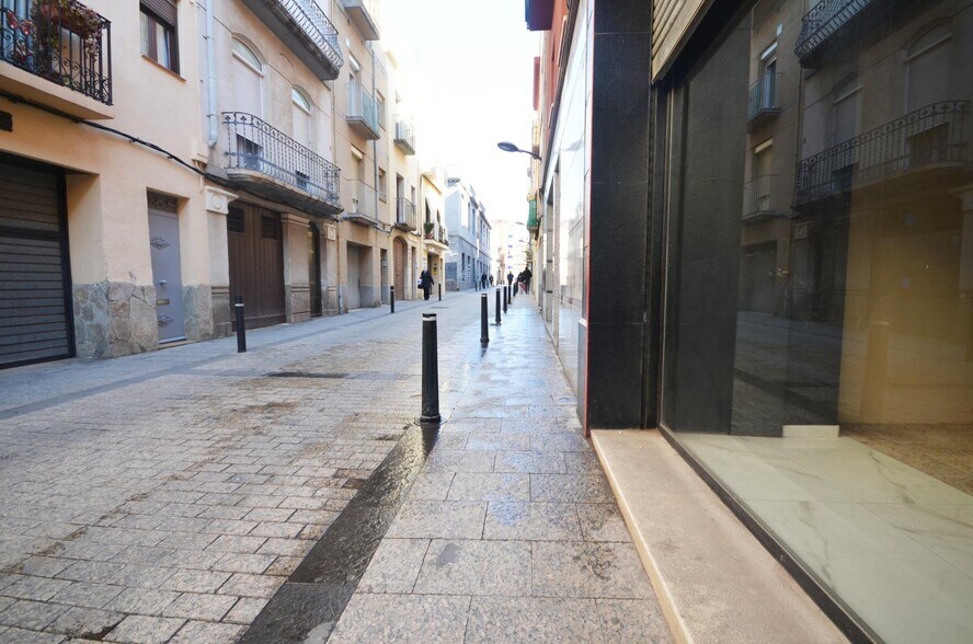 Carrer Vapor Vell, Reus, Tarragona to rent - Building Photo - Image 3 of 3