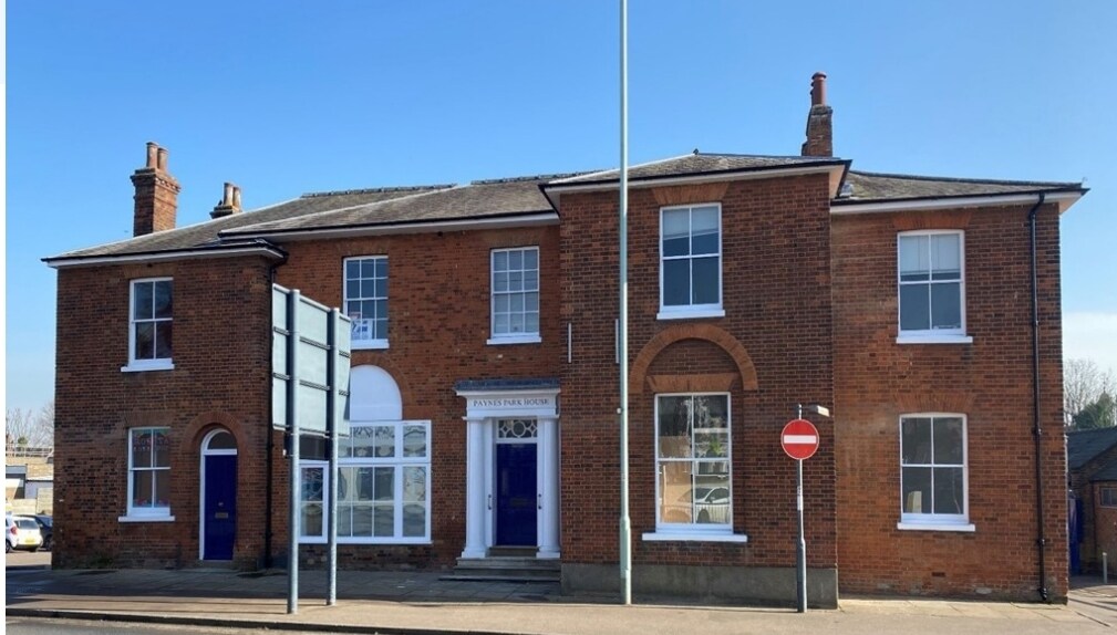 2 Paynes Park, Hitchin for sale Primary Photo- Image 1 of 1