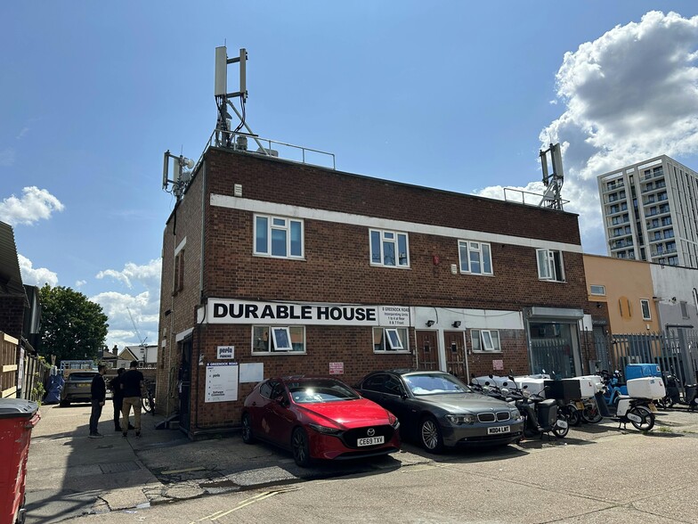 8 Greenock Rd, London to rent - Building Photo - Image 3 of 5