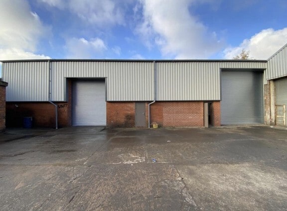 10 Station Rd, Wolverhampton to rent - Building Photo - Image 2 of 2
